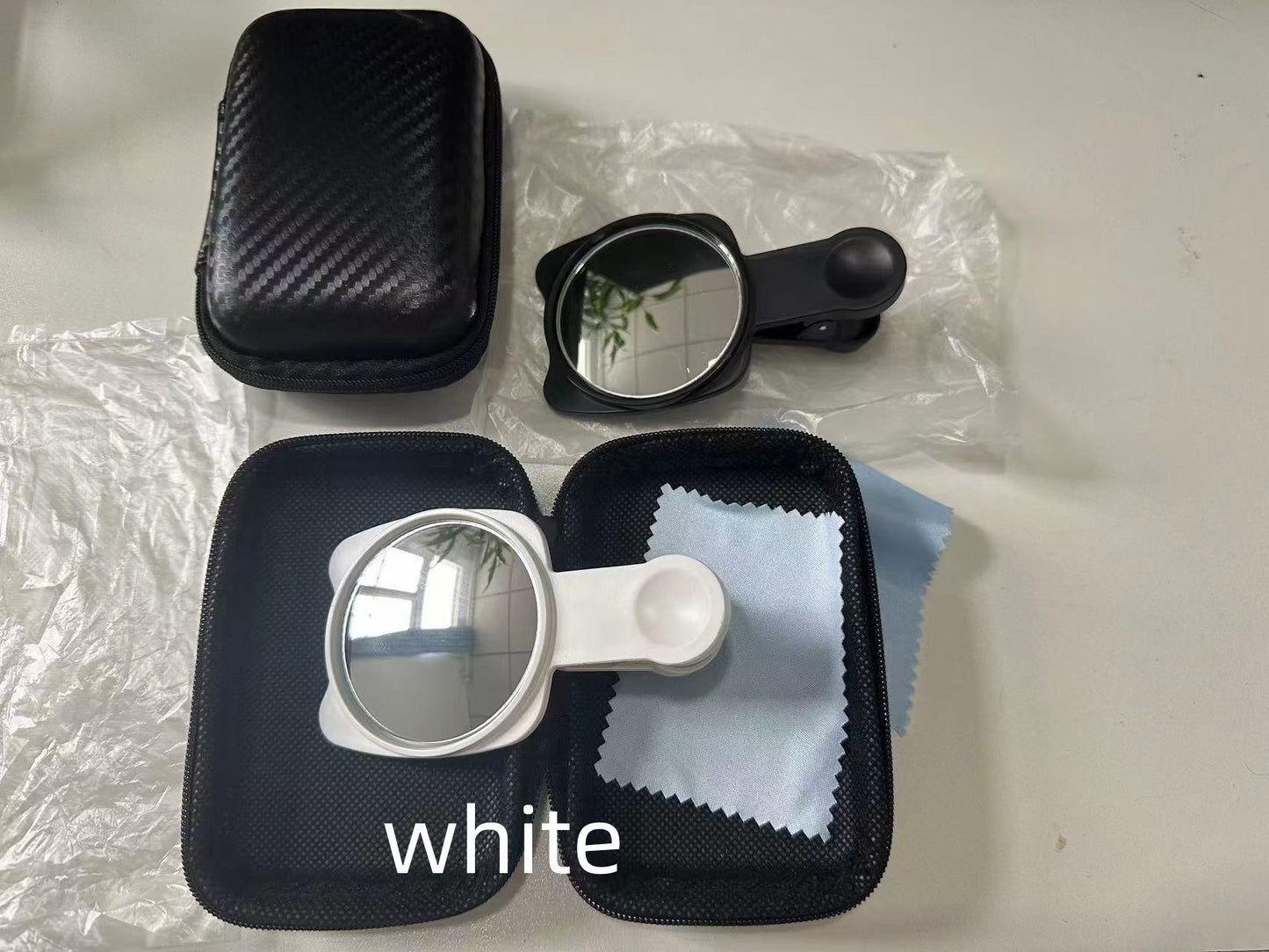 Caméra arrière de téléphone avec miroir réfléchissant et auto-prise de vue